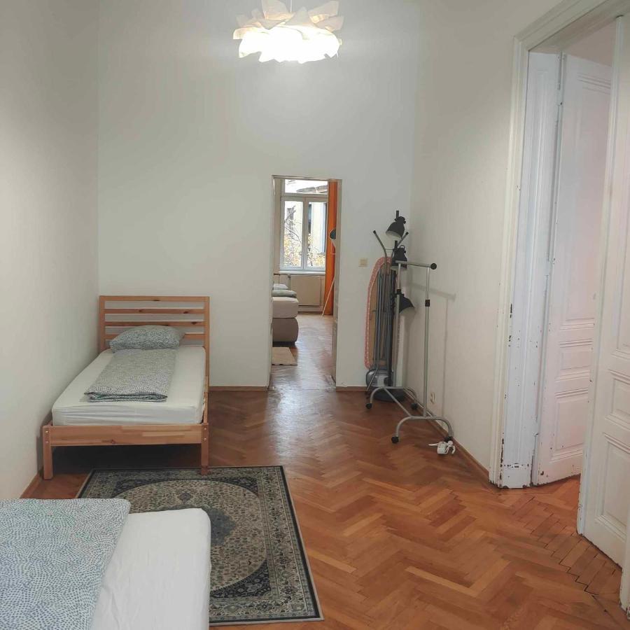Large 4 Room Apartment In The Center Of Wiedeń Zewnętrze zdjęcie