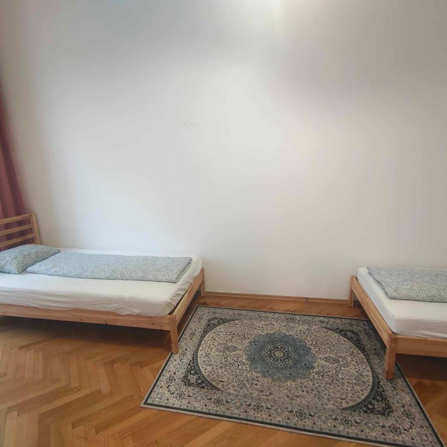 Large 4 Room Apartment In The Center Of Wiedeń Zewnętrze zdjęcie