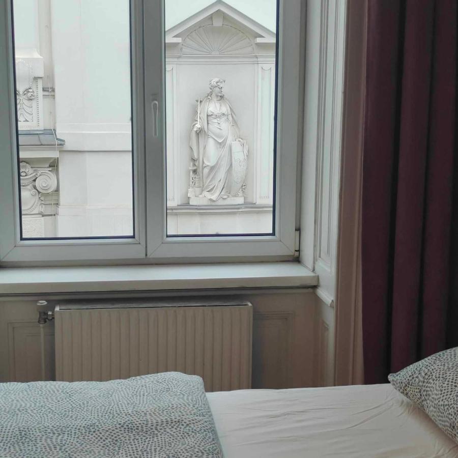 Large 4 Room Apartment In The Center Of Wiedeń Zewnętrze zdjęcie