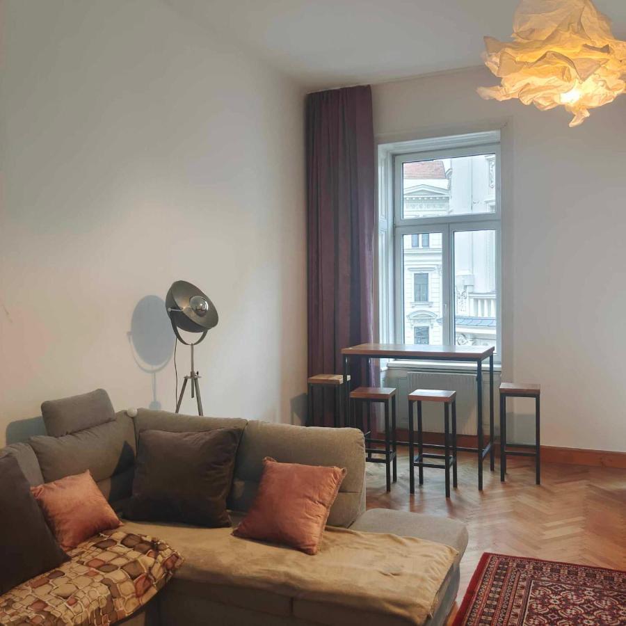 Large 4 Room Apartment In The Center Of Wiedeń Zewnętrze zdjęcie