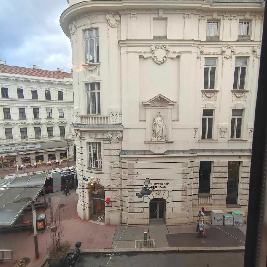 Large 4 Room Apartment In The Center Of Wiedeń Zewnętrze zdjęcie